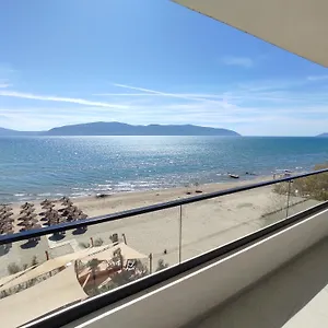 Ideal Sea View Apartment Vlorë